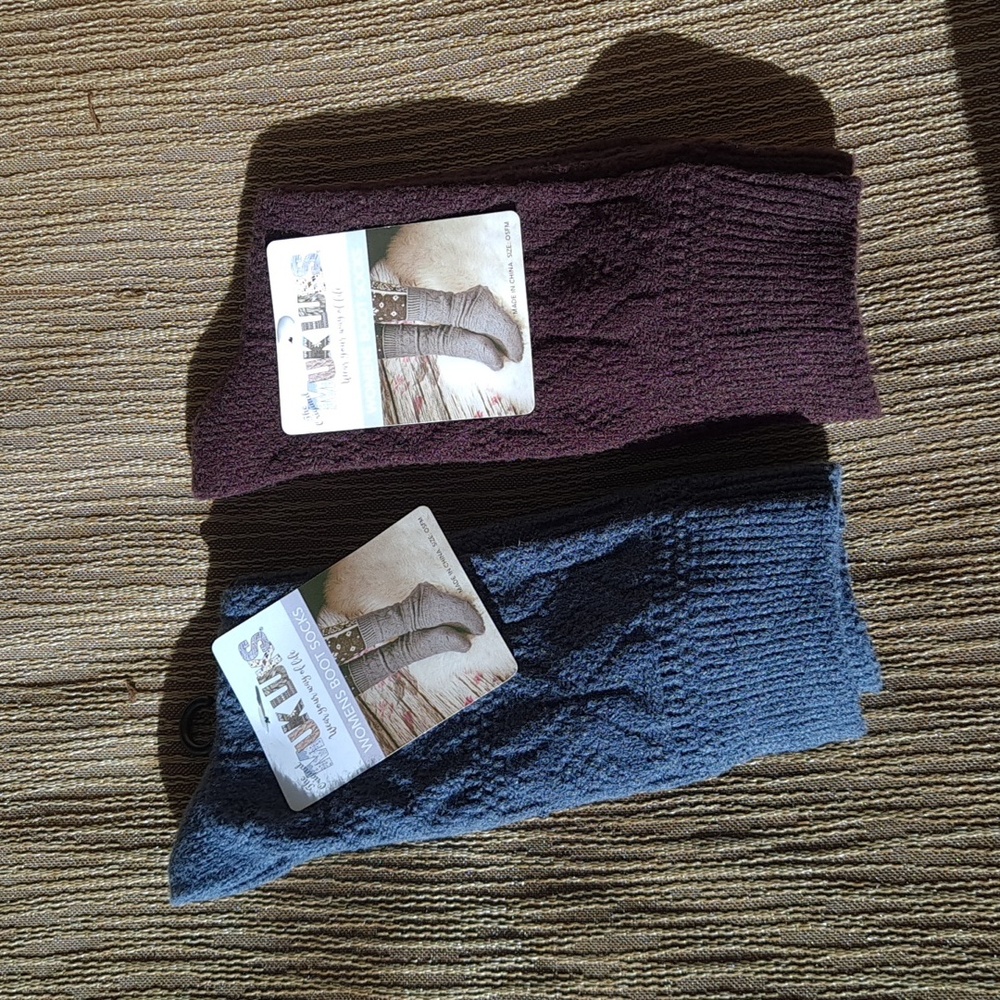 2 pairs of new Muk Luks boot socks